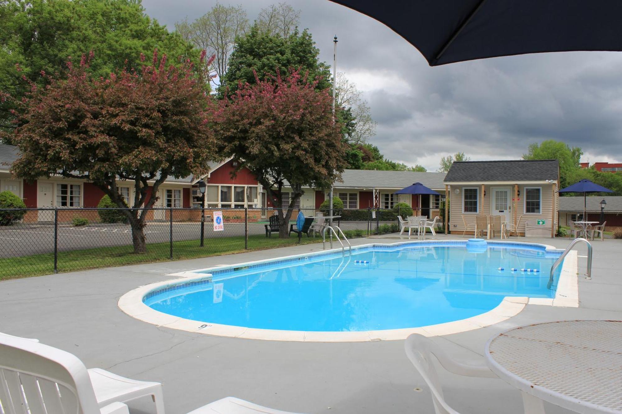 Berkshire Inn Pittsfield Dış mekan fotoğraf