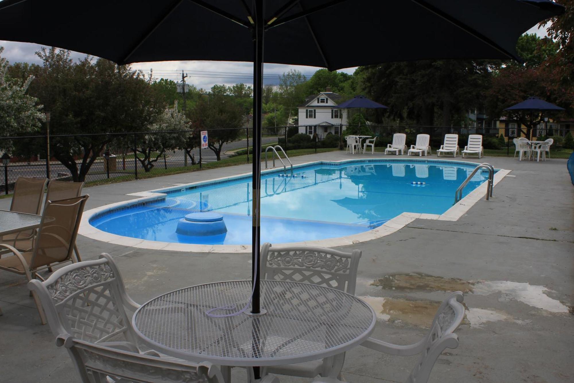 Berkshire Inn Pittsfield Dış mekan fotoğraf