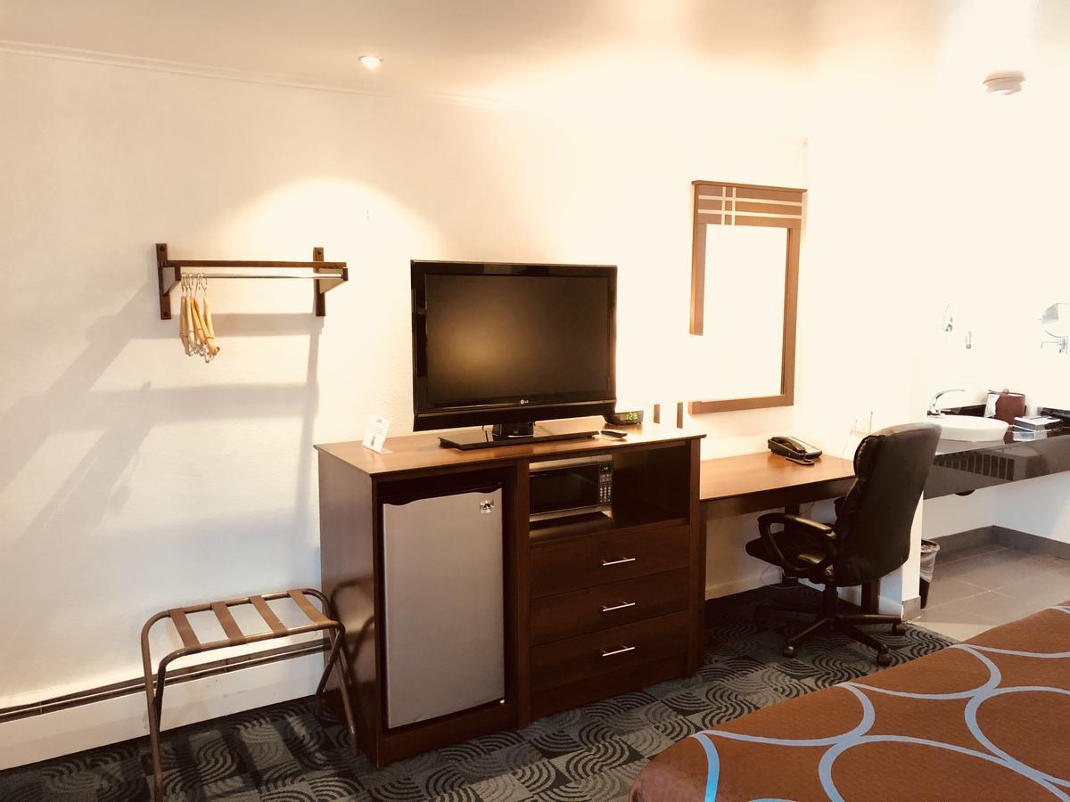 Berkshire Inn Pittsfield Dış mekan fotoğraf