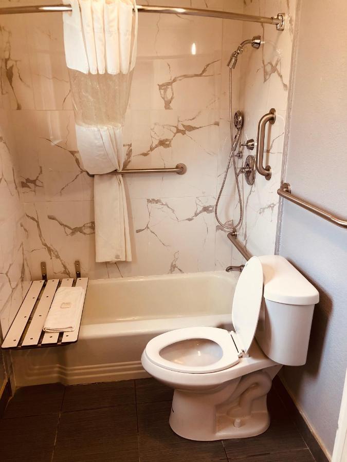 Berkshire Inn Pittsfield Dış mekan fotoğraf